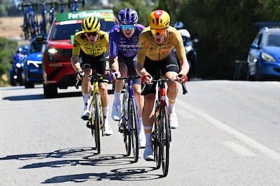 LIVE Vuelta | De koers ligt open! Peloton is heeft eenzame vluchter Dunbar bijna terug