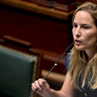 Live - Oostends schepen Charlotte Verkeyn (N-VA) verliest bijna alle bevoegdheden na ‘vernietigend’ onderzoek naar func…