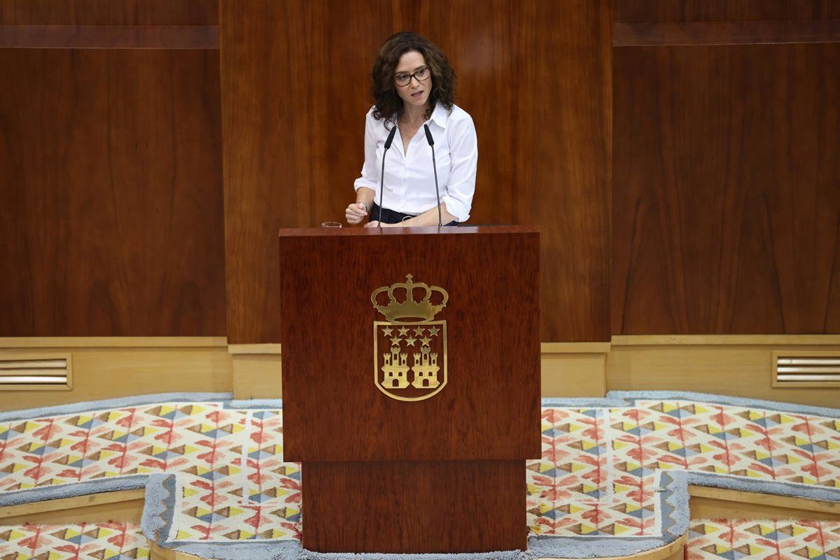 Ayuso dice que "tendría derecho" a tener una vivienda como otros presidentes pero que el "aticazo" no era para ella