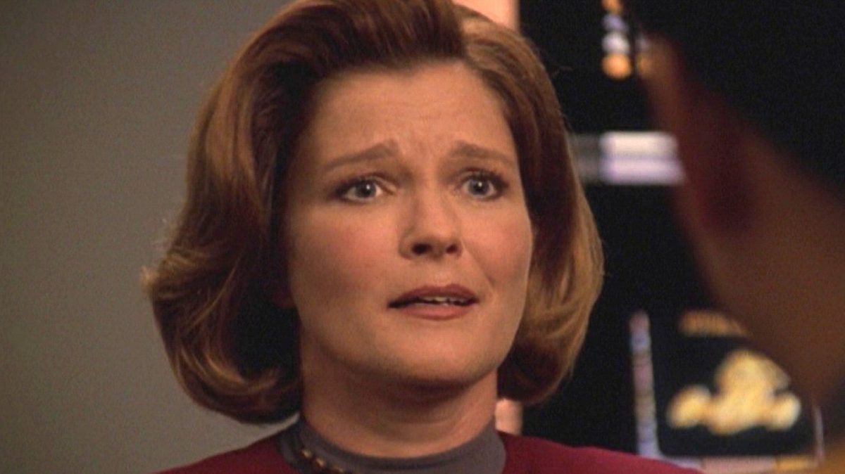 5 Star Trek: Voyager Episodes With Great Space Battles