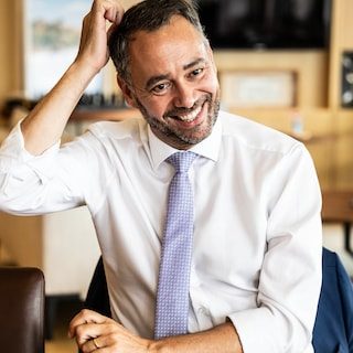 Minister Maxime Prévot: ‘In Vlaanderen komt alles wat niet ‘hard rechts’ is over als ‘links’