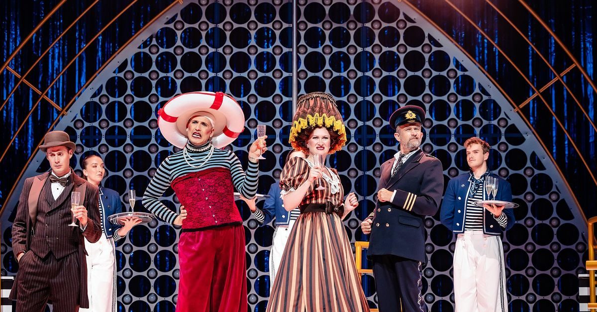 Céline Dion kaapt het Titanic-drama in de hysterische musical ‘Titanique’