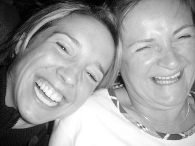 Kathleen Aerts staat stil bij Wereld Alzheimer Dag en het overlijden van haar mama: “Je hoeft niet elke dag sterk te zi…