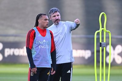 Un seul absent pour le premier entraînement de Mark van Bommel à Tubize