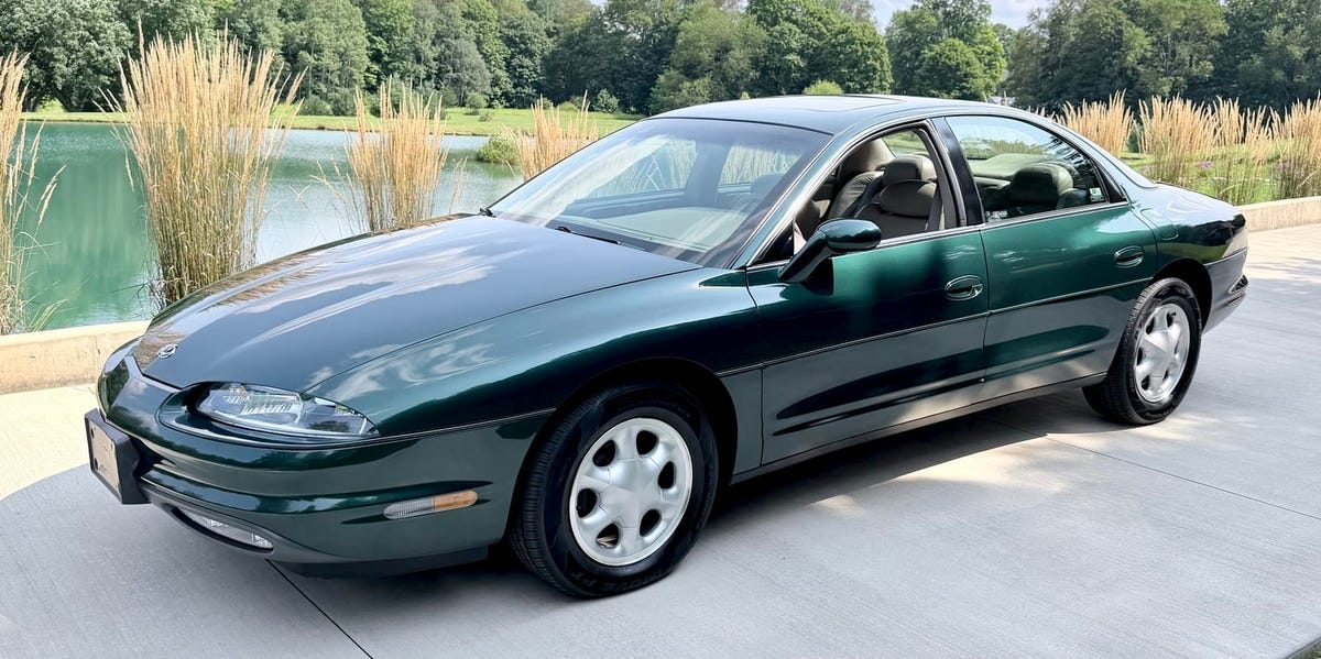 Time-Warp 1995 Oldsmobile Aurora Appears on Bring a Trailer