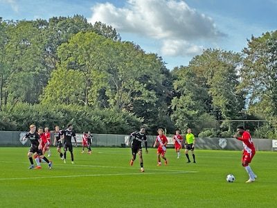 Weer zeperd: FC Utrecht na kansloos verlies in de Kuip ook in oefenduel met Almere City hard onderuit