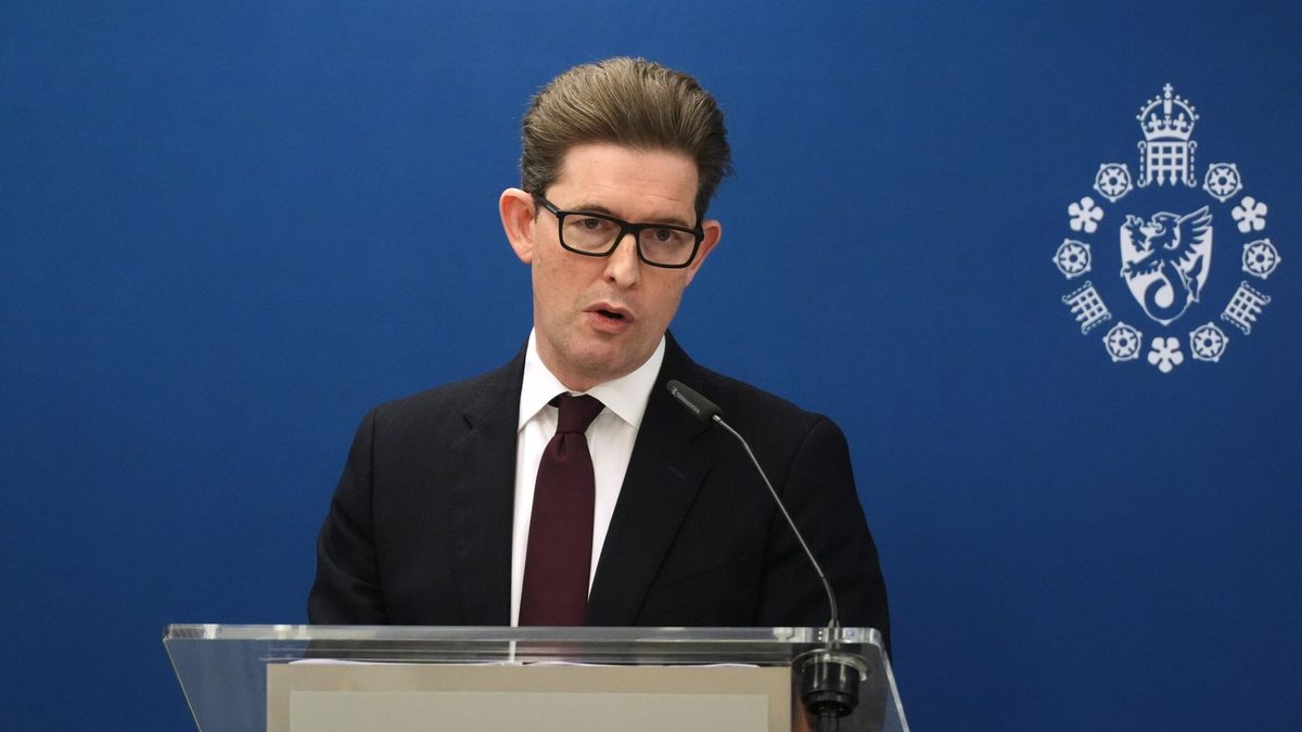 Head of MI5 issues 'call to arms' in rare public intervention
