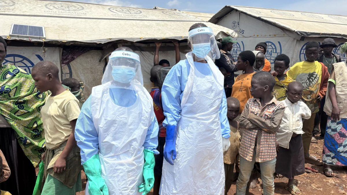 Aan de frontlinie van de ebola-uitbraak: 'Ik ben niet bang om dit werk te doen'