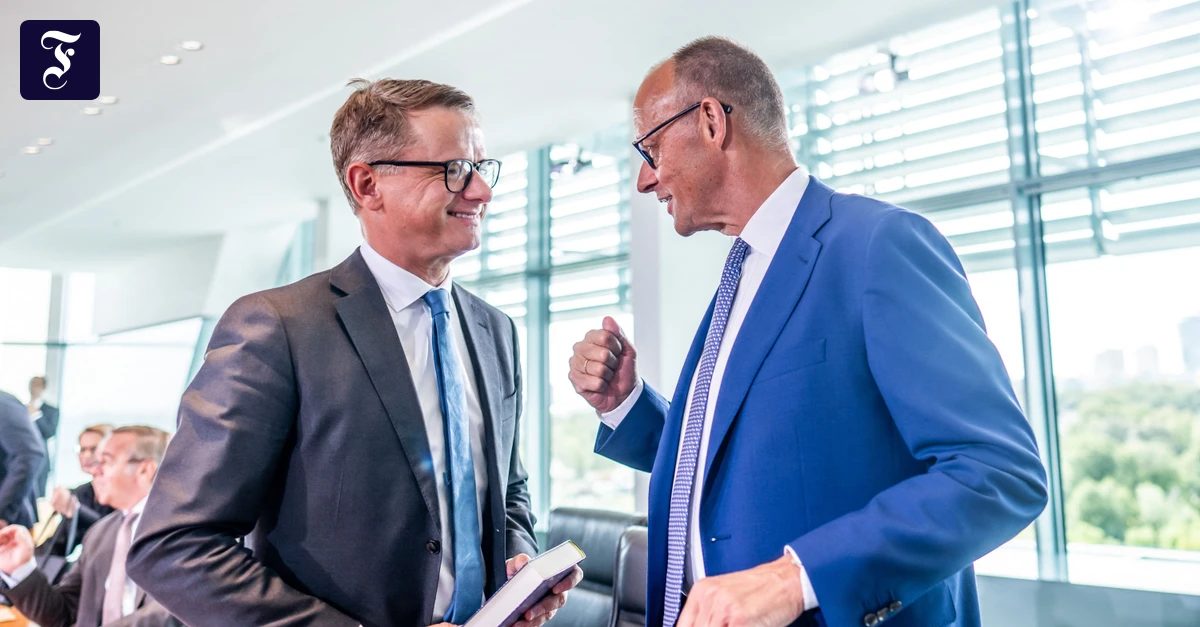 Vorstoß des Kanzlers: Merz prangert Ungerechtigkeit in der Krankenversicherung an