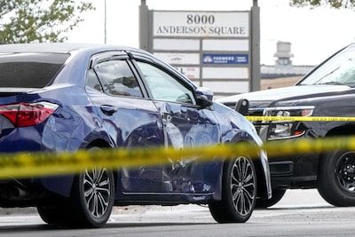 “Il a encore la balle dans son corps”: le Vénézuélien blessé par l’ICE au Texas a dû dormir par terre