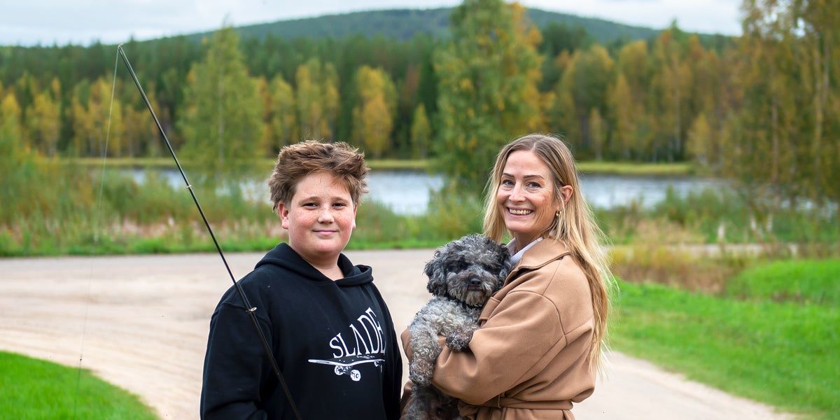Familjen flyttade från Kanada – nu räddas barnens skolskjuts