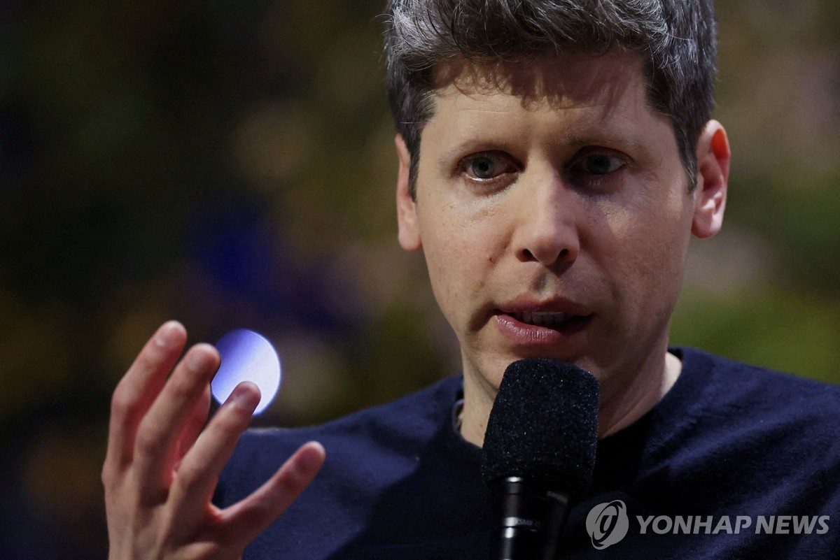 오픈AI "美, AI표준 주도해야"…韓포함 10개국 네트워크 제안