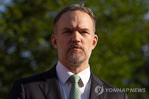 美 "中과 무역휴전 연장 계속 논의"…미중회담서 발표 없을수도(종합)