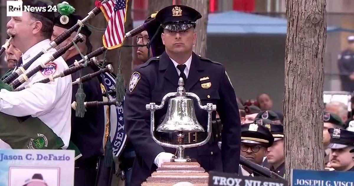 11 settembre, alle 8:46 l’America si ferma: il silenzio per le quasi 3mila vittime