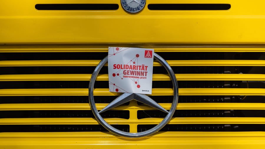 Mercedes-Benz: Mercedes droht mit Werksschließungen, wenn Kosten nicht sinken