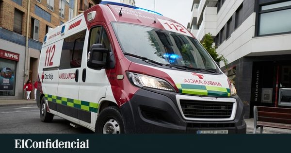 Herida una joven de 17 años al colisionar un coche y una moto en Pamplona