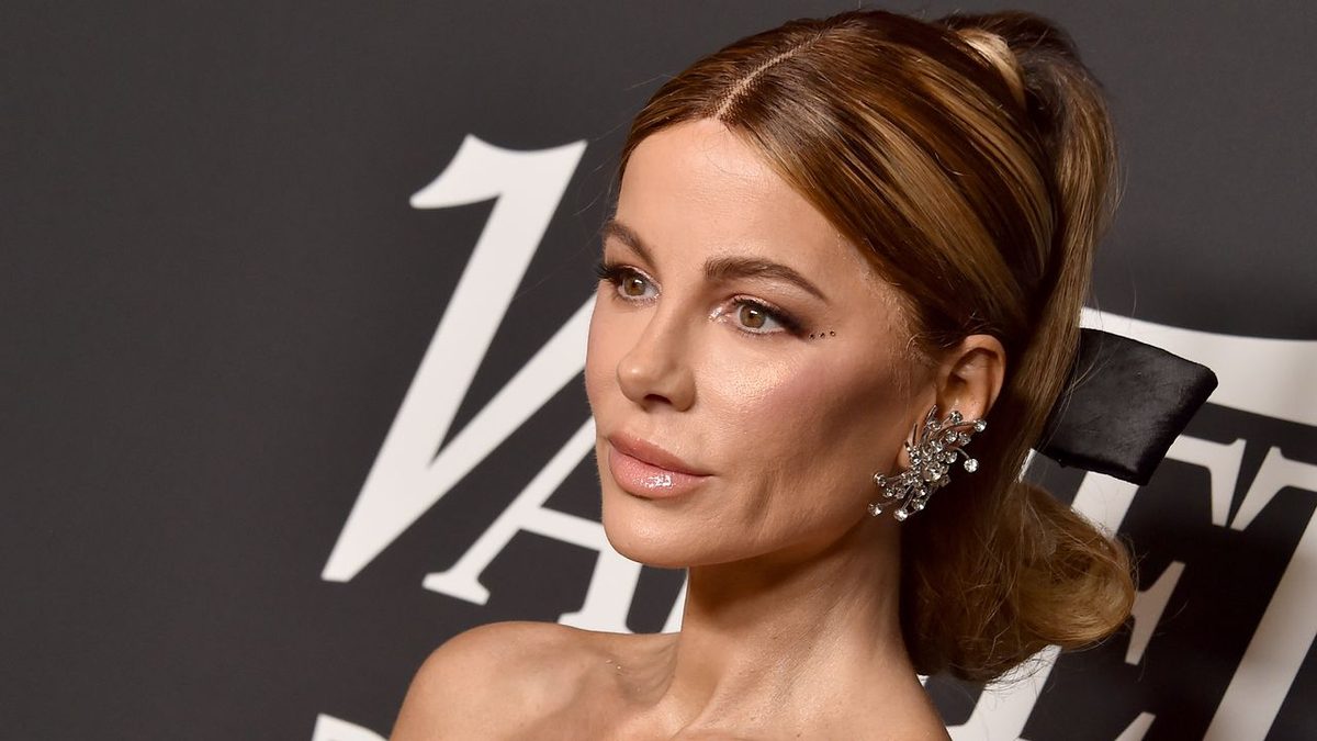 Kate Beckinsale, i due messaggi che preoccupano i fan: «Congratulazioni, avete vinto. Mi arrendo». Poi cancella tutto d…