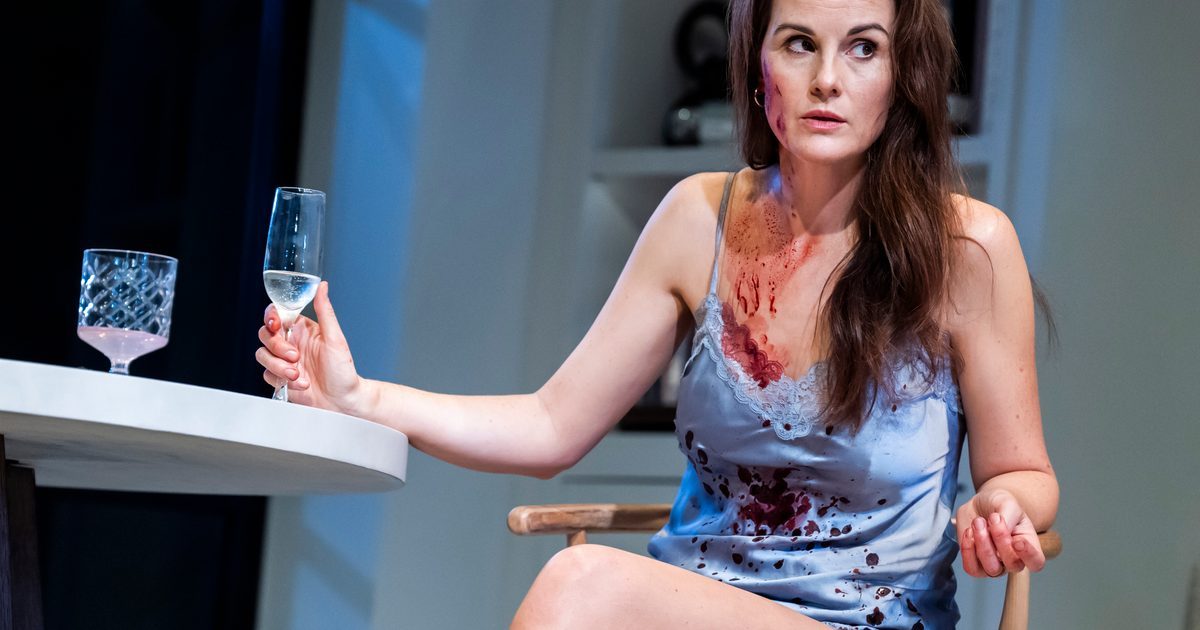 Bloodsport: After Helen of Troy review – Michelle Dockery's Helen shows how women saying 'no' is a political act in Ava…