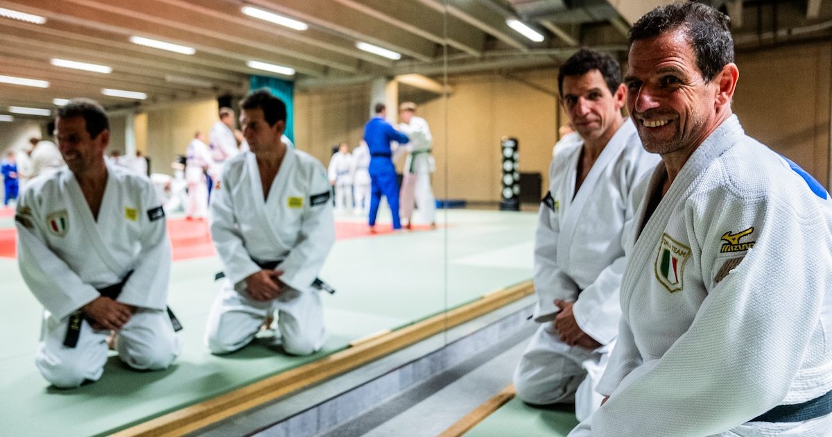 Les jumeaux Agostini sur le tatami des championnats du monde de judo vétérans : l’un combat pour la Belgique, l’autre p…