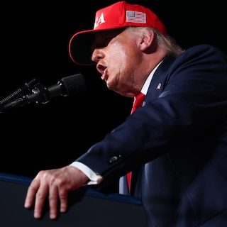 Nieuwszenders VS tonen zich solidair met geboycot CNN: Trump onverstaanbaar of helemaal niet in beeld