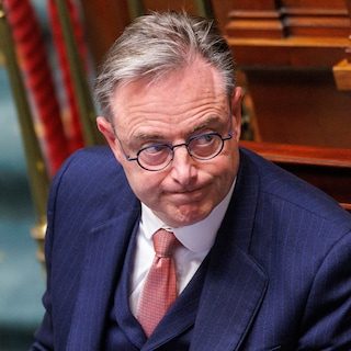 Met startnota van 14 miljard euro zorgt premier De Wever voor ‘maagpijn’ bij Franstaligen