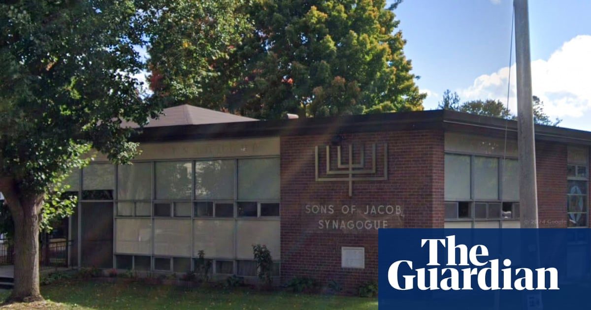 Man and police officer wounded in gunfire near Ontario synagogue on Yom Kippur