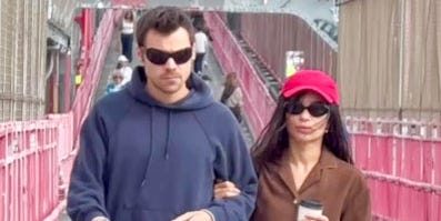 Zoë Kravitz and Harry Styles Match in Little Shorts on a Walk in New York City
