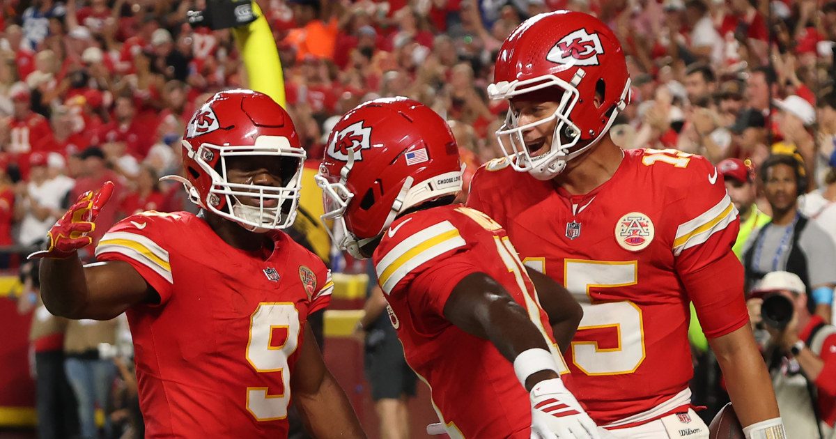 The Chiefs and Patrick Mahomes look like their old selves, but now with new help