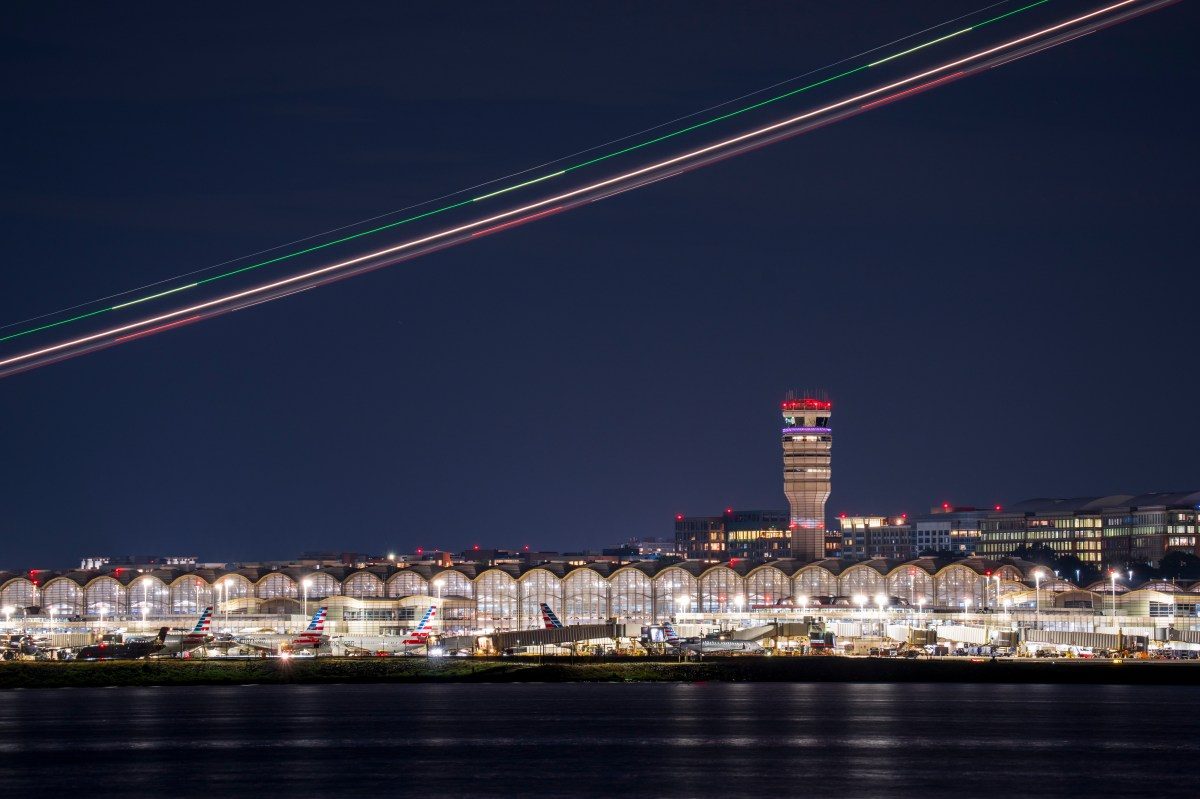 Airlines 'Panicking' as Trump Admin Launches AI Air Traffic System—Democrat