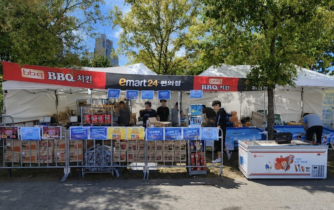"물티슈 48배·맥주 35배"…이마트24, 불꽃축제 매출 10배 증가