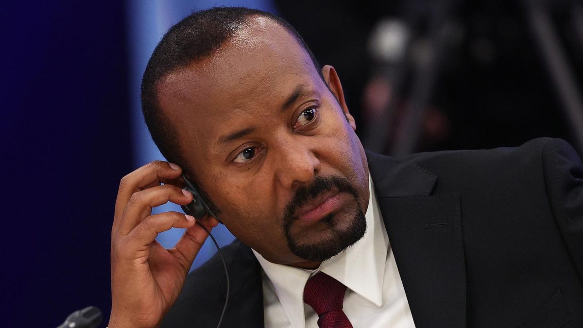 Ethiopian opposition groups unite to mount challenge to prime minister Abiy