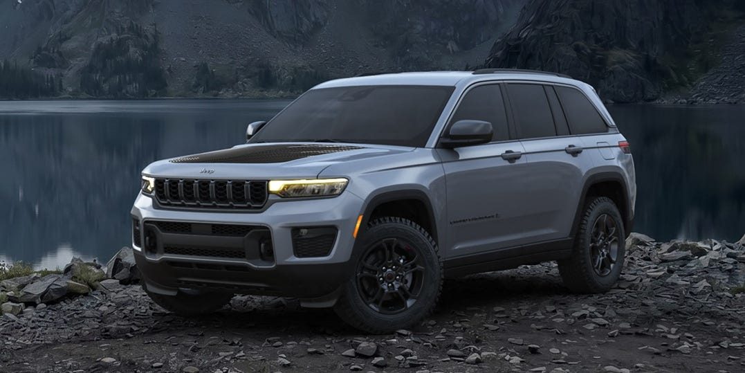 Jeep Grand Cherokee Reportedly Adding 420-HP Hurricane Inline-6 to Its Powertrain Arsenal