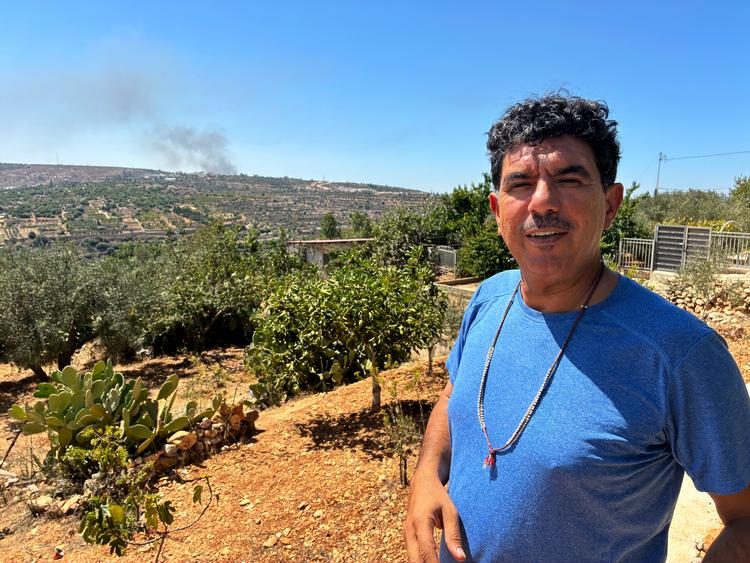 Fredsaktivisten har aldrig stemt. Nu stemmer israelerne om hans fremtid