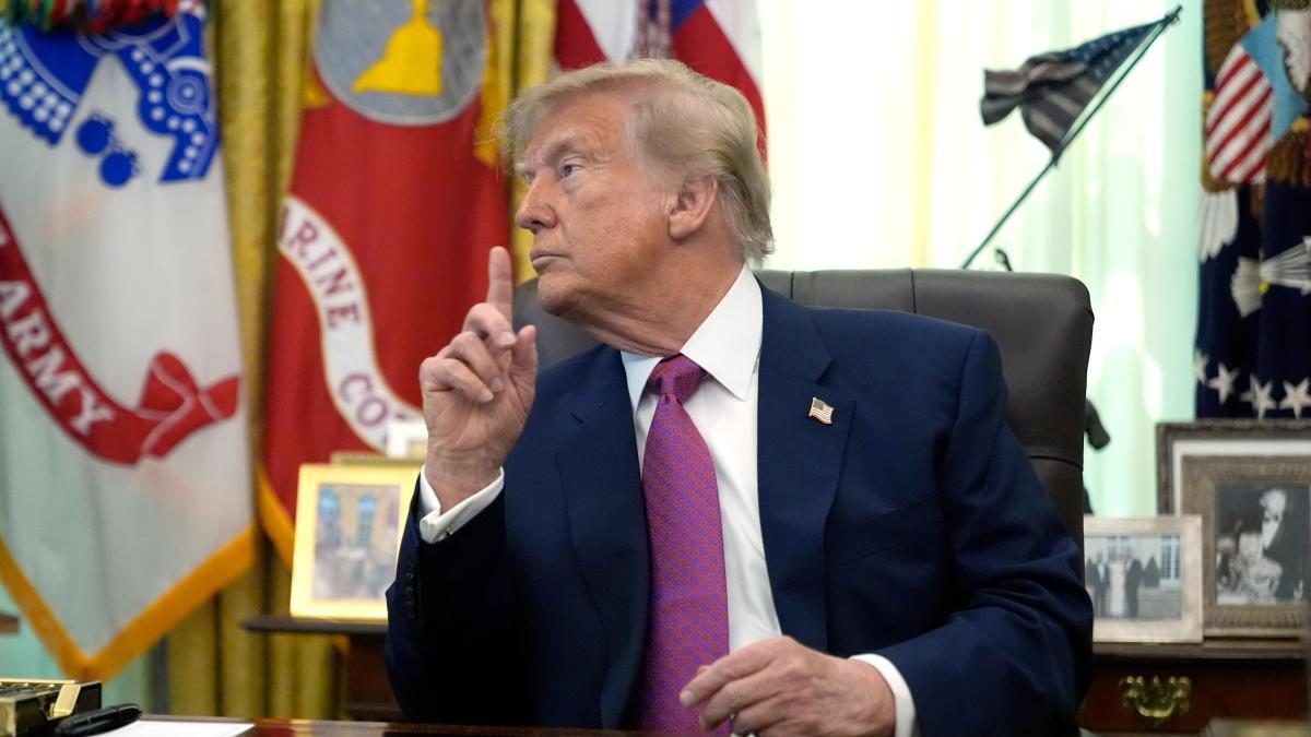 Trump crea su propia televisión en pleno conflicto con el periodismo libre