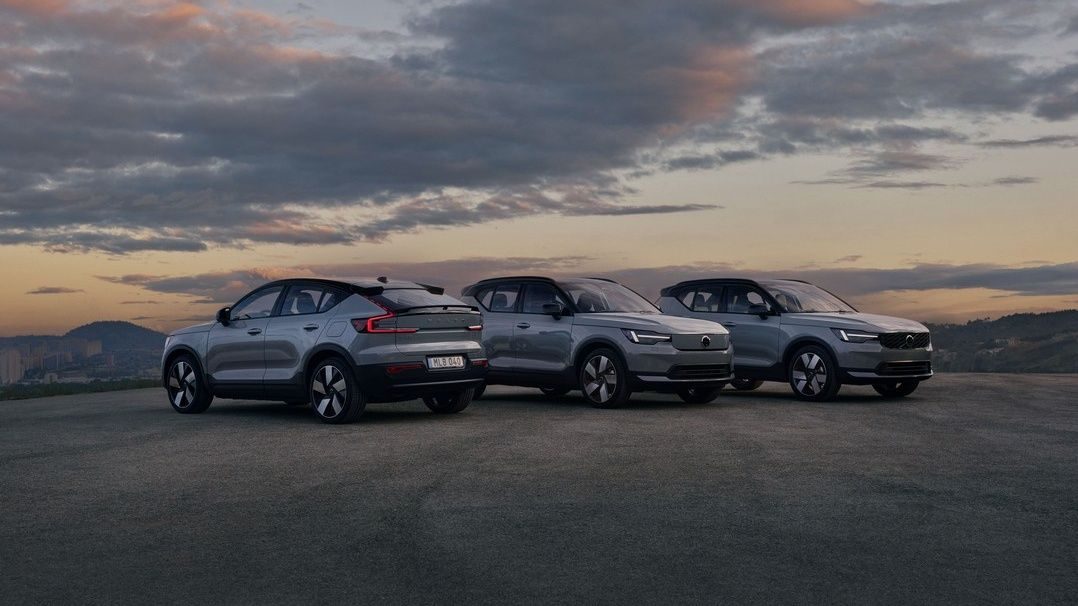 Volvo rinnova XC40, EX40 ed EC40: più tecnologia, sicurezza e autonomia