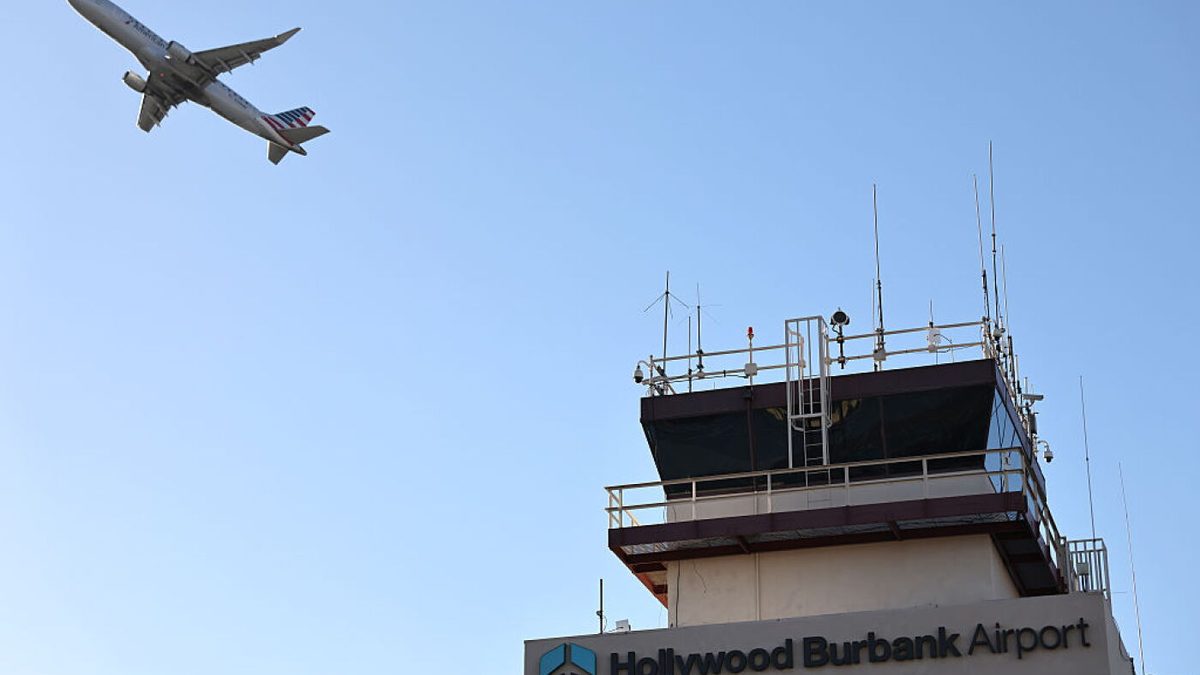 Aviation regulators turn to AI to help manage the nation's airspace