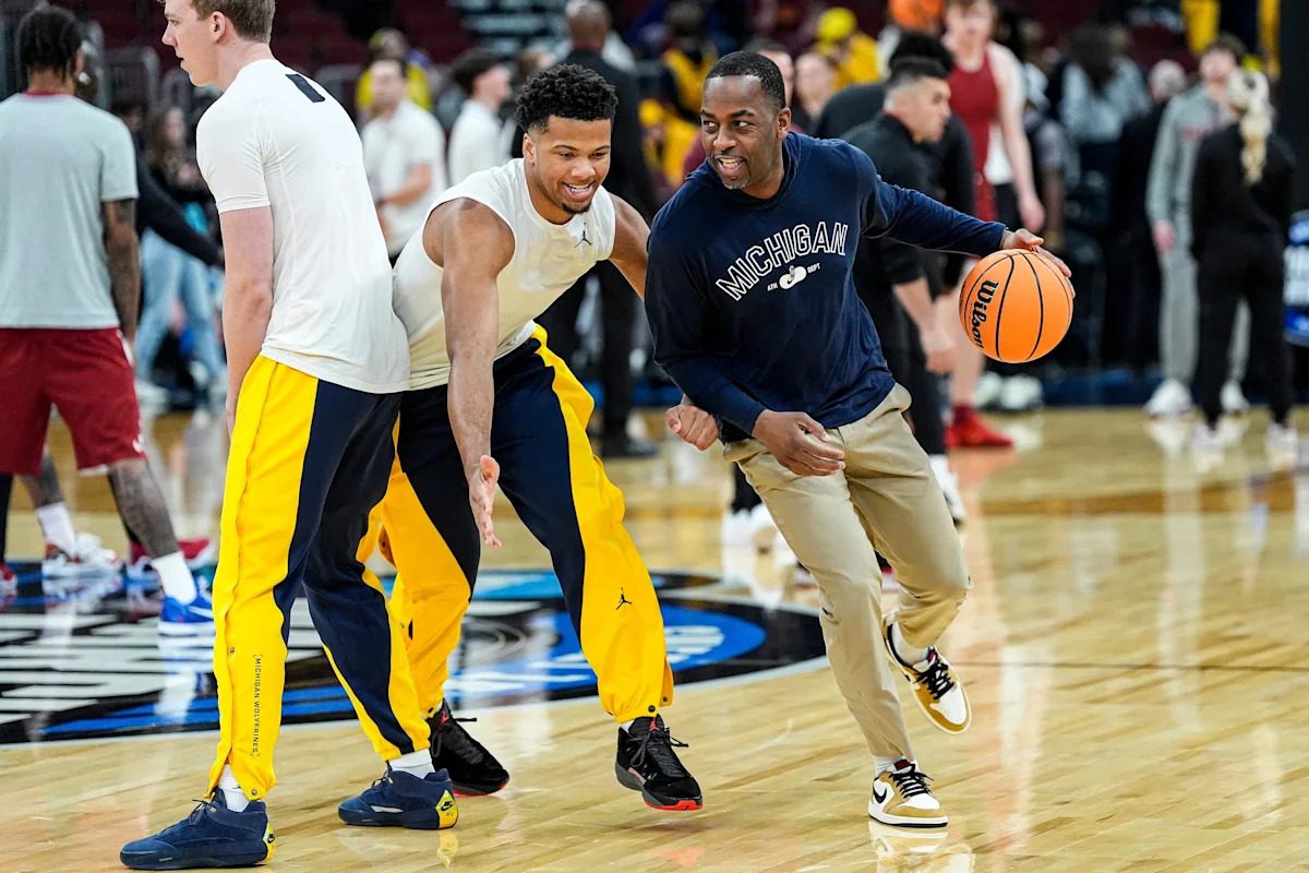 Michigan European Basketball Trip “90% Success”, Injury Updates and What It Means Along With Who Surprised