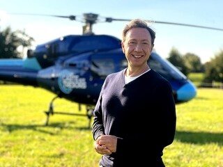 Stéphane Bern « s’éclate » à la tête de La carte aux trésors dans un second numéro dans la Dombes ce vendredi soir