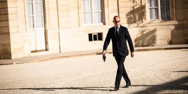 Présidentielle 2027 : dans « Le Crépuscule des princes », Edouard Philippe multiplie les coups de griffe à l’égard de G…