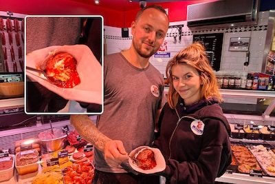“Eerst dachten we: wie koopt nu gehakt in een frietzak?”: stormloop op ‘plukgekapt’ bij Slagerij Noël in Zandbergen