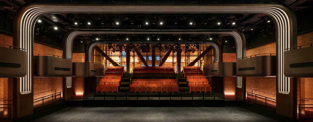 Apple apre la Music Hall nella copertina pinkfloydiana di Animals