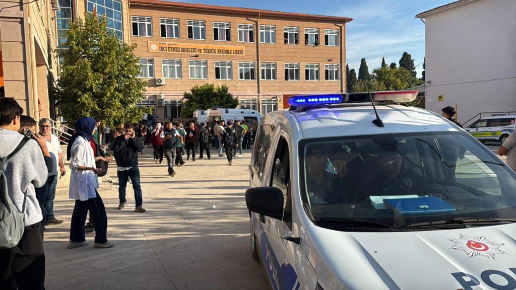 Turquie: un adolescent ouvre le feu devant son lycée et fait plusieurs blessés
