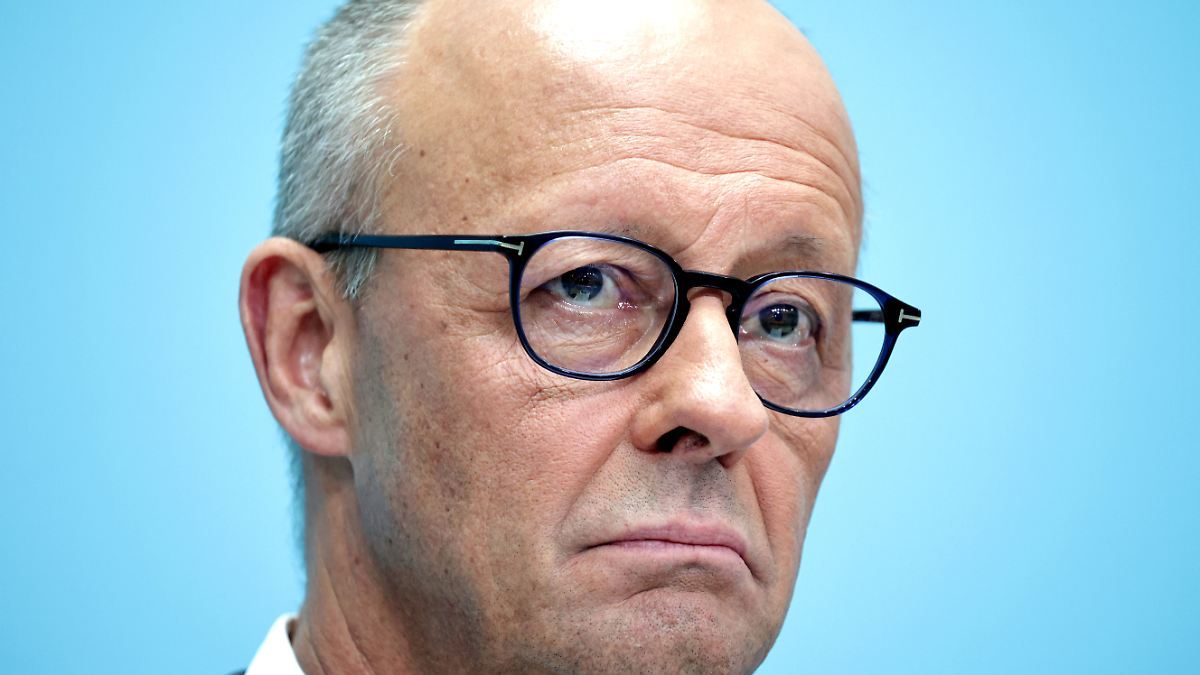 Umfragen zu Merz und CDU: Mehr als die Hälfte meint: Er sollte zurücktreten