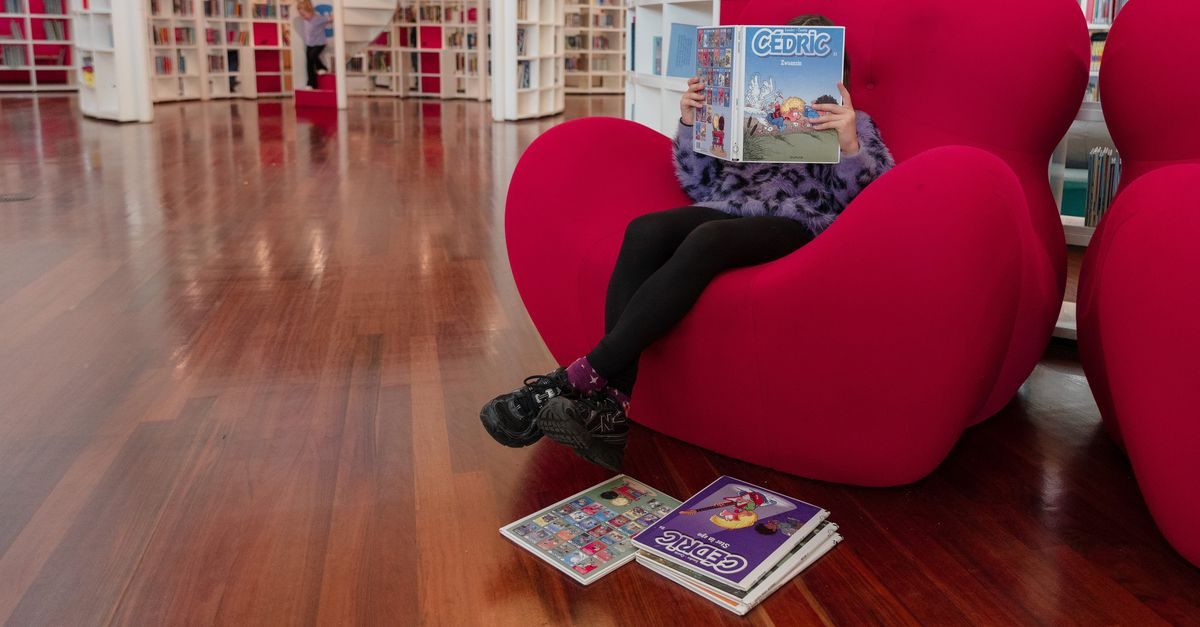 Ook kinderboekenschrijvers zien de leeslust afnemen – hoe lok je het kind een boek in? ‘Tijdens het schrijven voel ik d…