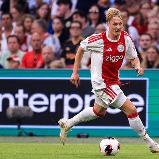 Julian Brandt is het creatieve brein van Ajax: hij weet als geen ander de ruimte voor het vijandelijke doel te benutten