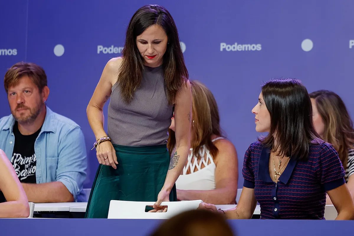 Podemos se apunta a la teoría Pegasus para explicar el "miedo" de Sánchez a Marruecos: "Está cavando su propia tumba"