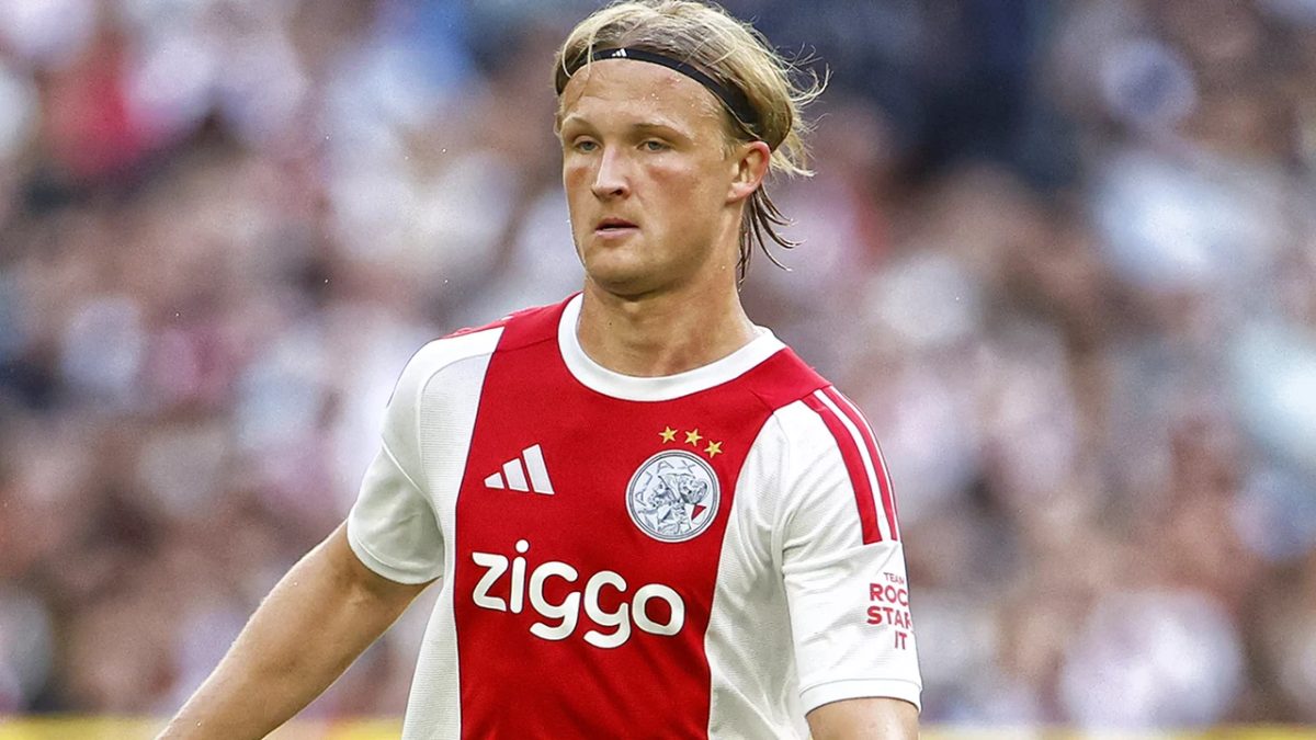 Ajax-spits Dolberg loopt blessure op bij Deense ploeg, PSV weken zonder Pepi