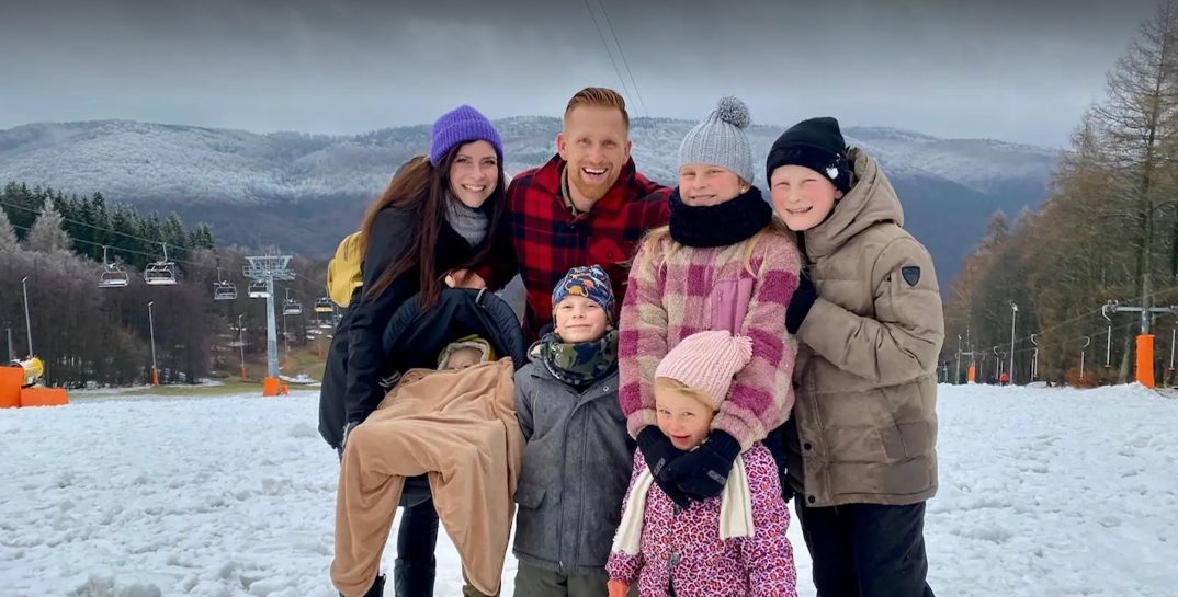 Droom familie Bron leek voorbij na verlies van 60.000 euro in Ik Vertrek: zo gaat het nu