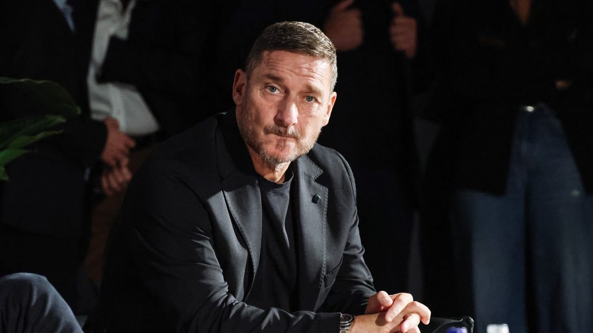 Francesco Totti: «Il primo bacio con Noemi? Avevo paura di sbagliare. La morte di mio padre mi ha cambiato la vita»
