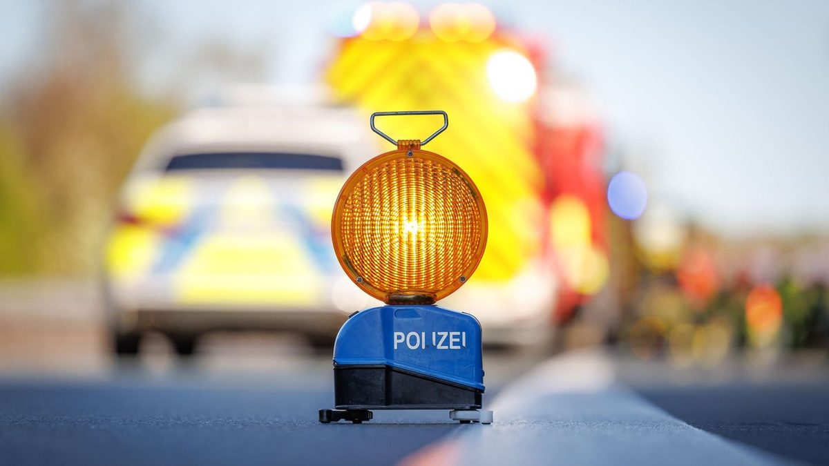 Verkehr: Tödlicher Unfall auf A1 – Fahrtrichtung Hamburg gesperrt